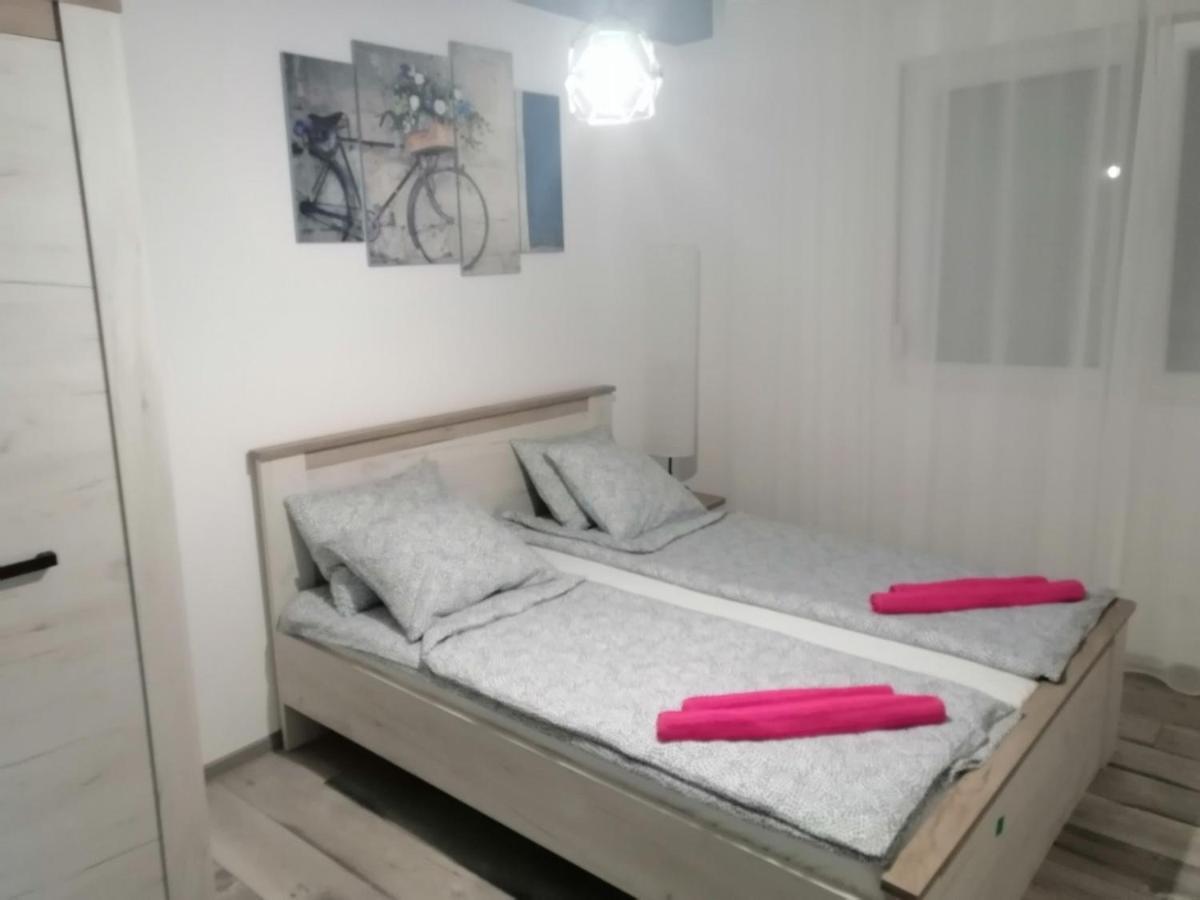 Apartman Petres سومبور المظهر الخارجي الصورة